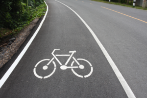 Kan motorsykkel kjøre i sykkelfelt