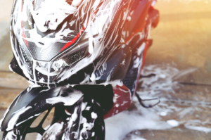 Hvordan vaske en motorsykkel
